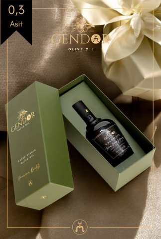 Hediyelik Kalamata Erken (İLK) Hasat Natürel Sızma Zeytinyağı  500 ml - Özel tasarım hediye kutusuyla birlikte